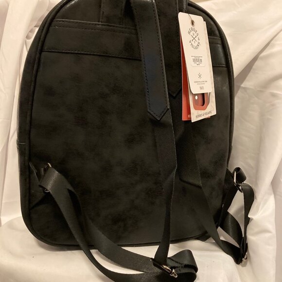 NWT Darth Vader Backpack with dust bag (Limited Edition!!) - Picture 2 of 3